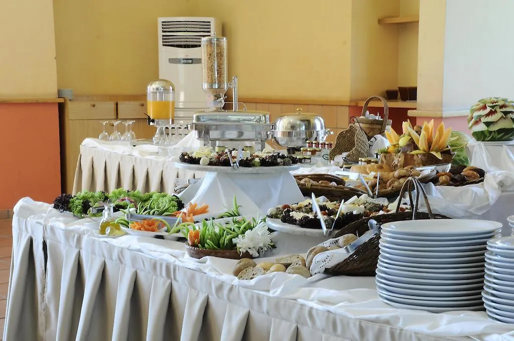 Country Lodge Hotel & Resort 베이루트 4*,  레바논
